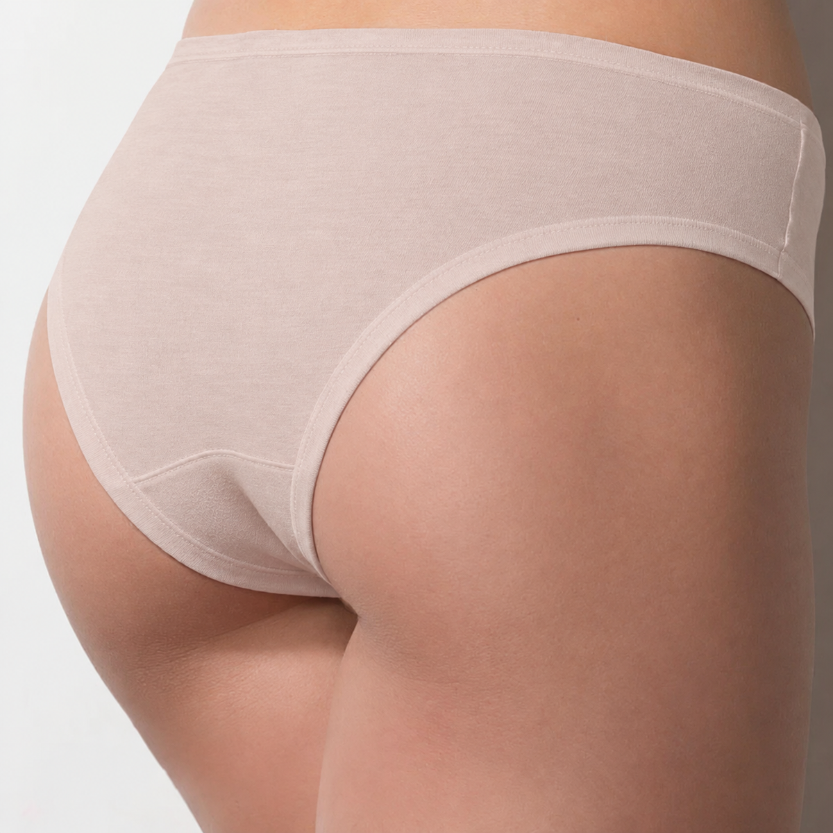 Calcinha calça cava média 100% algodão com viés chocolate vista costas