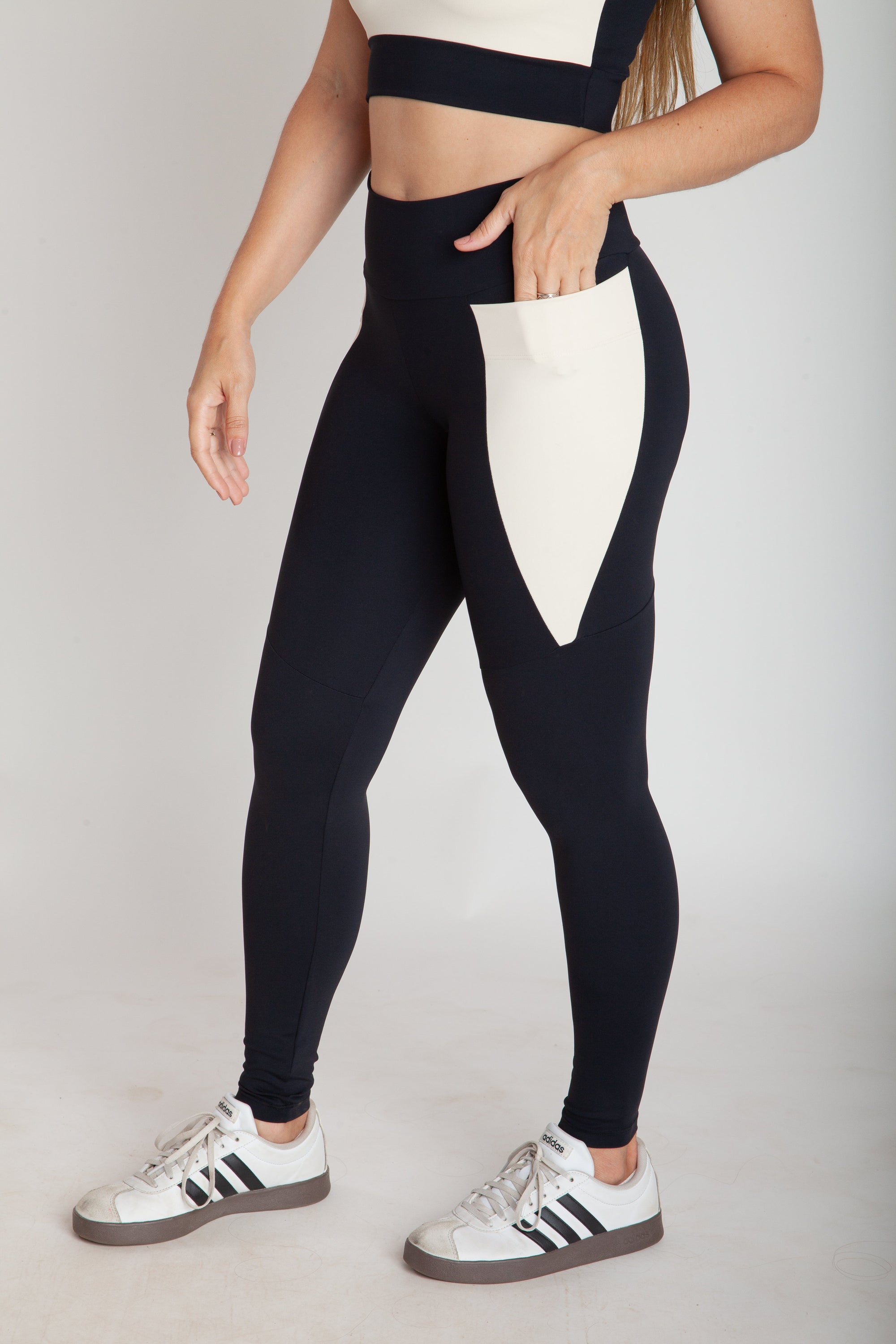 Legging Fitness Bolsos Laterais Bicolor - NLB63
