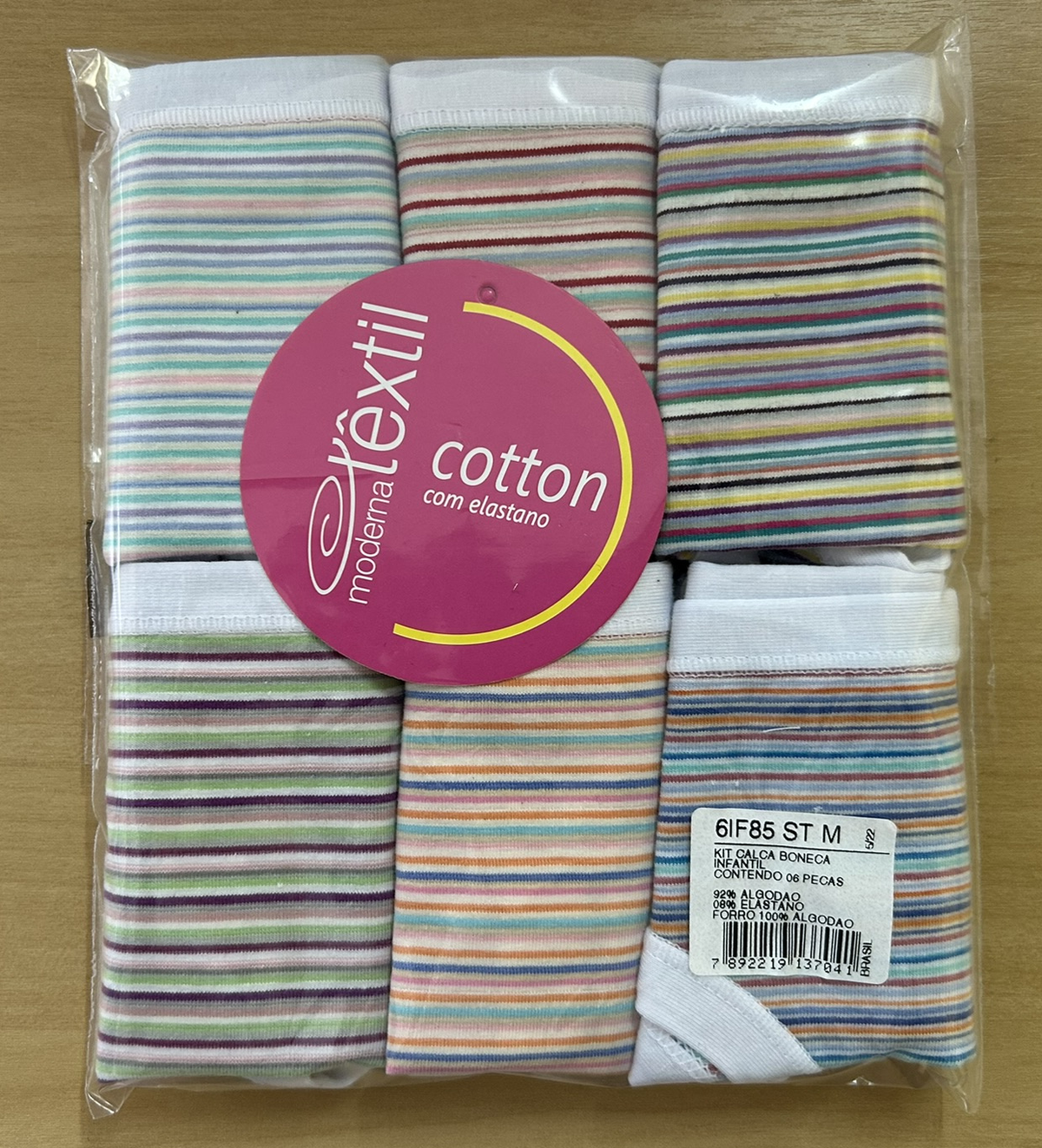 Kit com 6 calcinhas infantis de algodão listradas em cores sortidas na embalagem