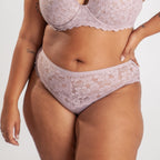 Calça com Frente com Detalhe em Renda - 3144