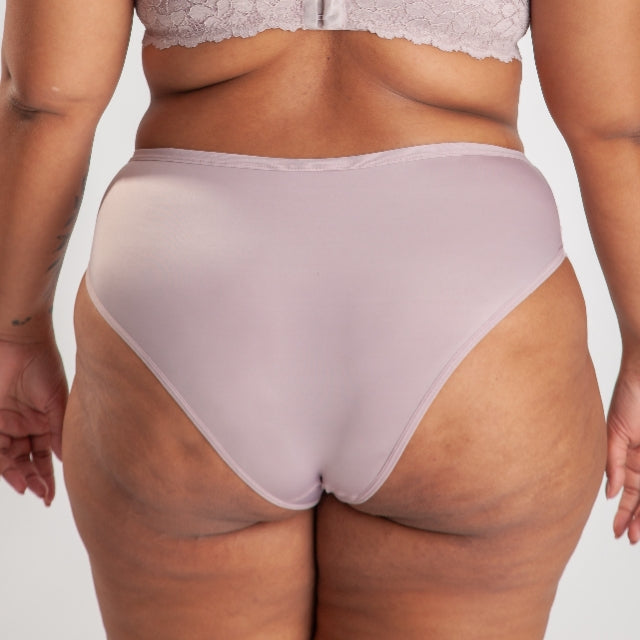 Calça com Frente com Detalhe em Renda - 3144